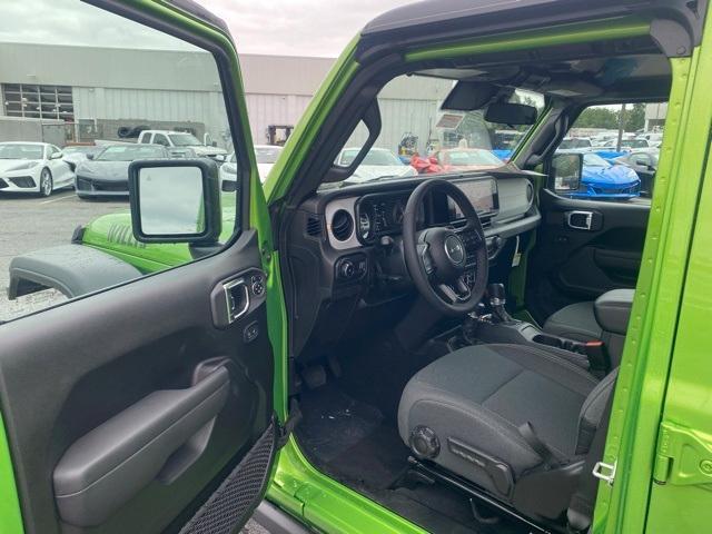 new 2025 Jeep Wrangler car, priced at $44,600
