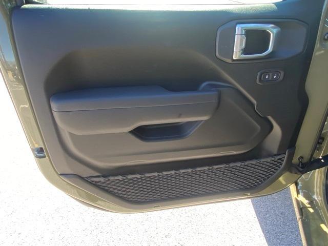 new 2026 Jeep Wrangler car, priced at $39,000