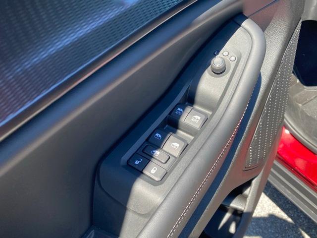 new 2025 Jeep Grand Cherokee car, priced at $37,500