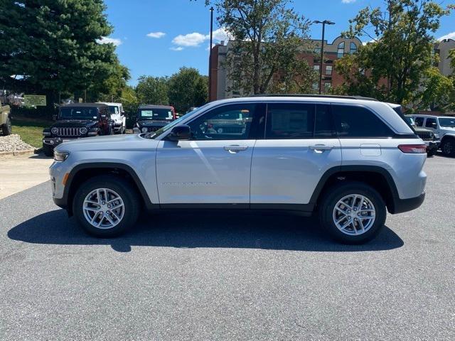 new 2025 Jeep Grand Cherokee car, priced at $37,500
