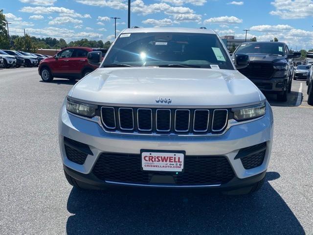 new 2025 Jeep Grand Cherokee car, priced at $37,500