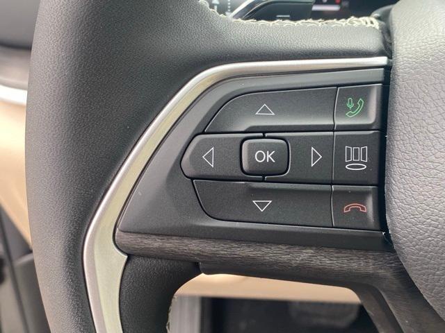 new 2025 Jeep Grand Cherokee car, priced at $43,000