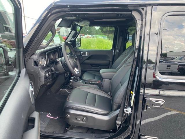 new 2025 Jeep Wrangler car, priced at $54,817