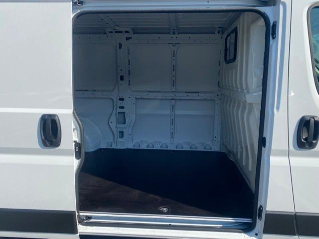 new 2025 Ram ProMaster 2500 car, priced at $50,970