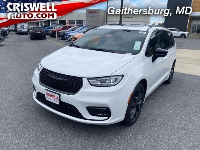 new 2026 Chrysler Pacifica car, priced at $48,755