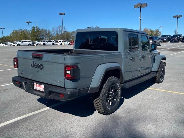 new 2025 Jeep Gladiator car, priced at $44,900