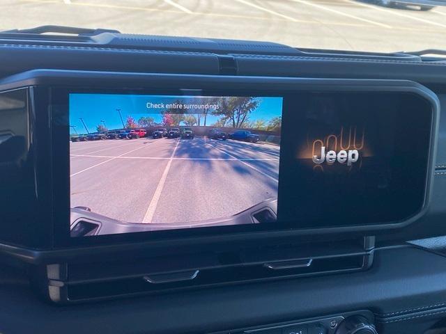 new 2025 Jeep Gladiator car, priced at $44,900