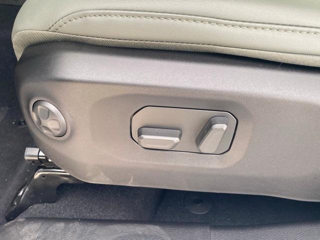 new 2026 Jeep Gladiator car, priced at $60,000