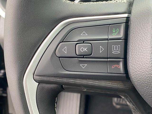 new 2025 Jeep Grand Cherokee L car, priced at $42,000