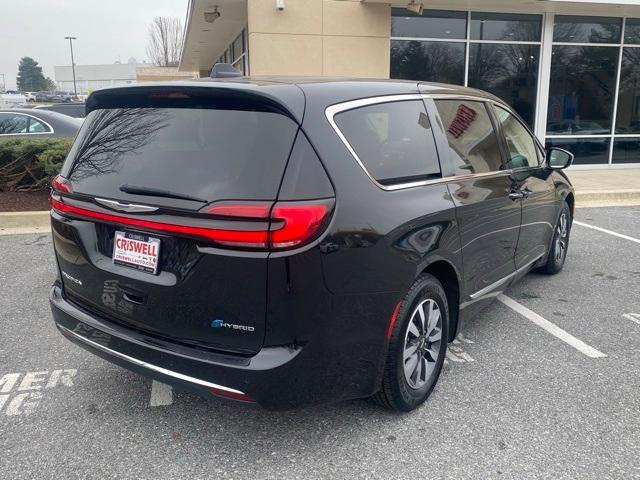 used 2023 Chrysler Pacifica Hybrid car, priced at $28,356