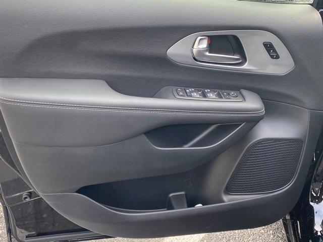 new 2026 Chrysler Pacifica car, priced at $48,885