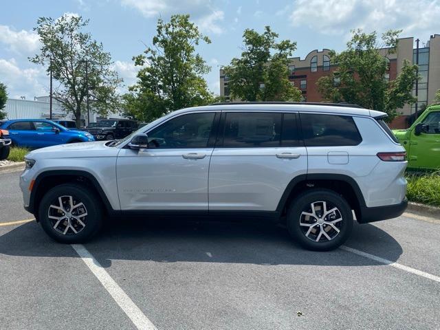 new 2025 Jeep Grand Cherokee L car, priced at $43,500