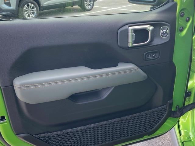 new 2026 Jeep Gladiator car, priced at $61,000