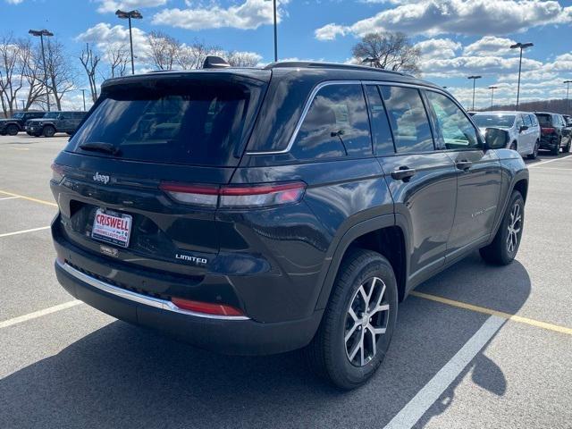 new 2025 Jeep Grand Cherokee car, priced at $45,000