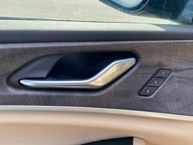 new 2025 Jeep Grand Cherokee car, priced at $45,000