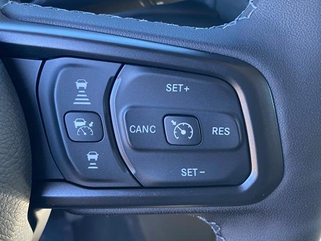 new 2025 Jeep Gladiator car, priced at $54,500