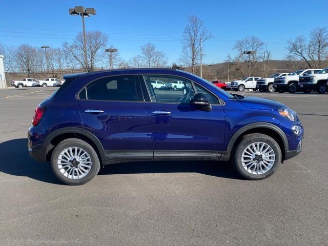 new 2023 FIAT 500X car, priced at $25,250