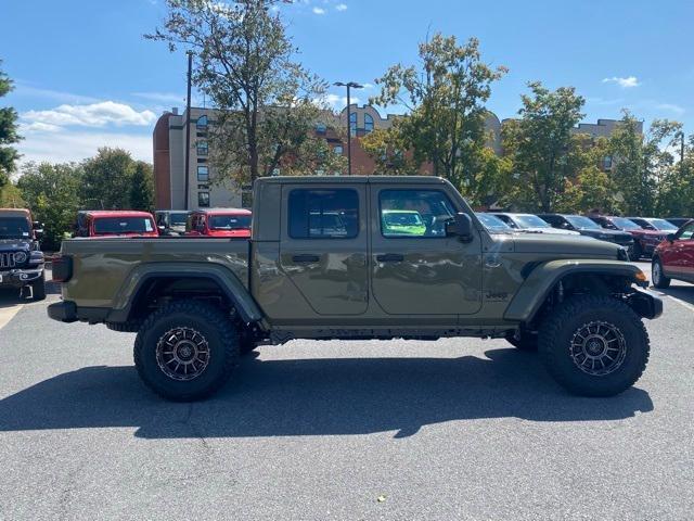 new 2025 Jeep Gladiator car, priced at $58,750