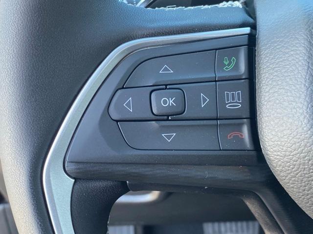 new 2025 Jeep Grand Cherokee car, priced at $36,000