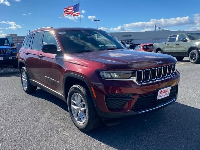 new 2025 Jeep Grand Cherokee car, priced at $36,000
