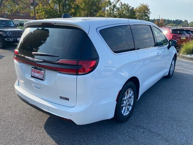 new 2026 Chrysler Pacifica car, priced at $38,780