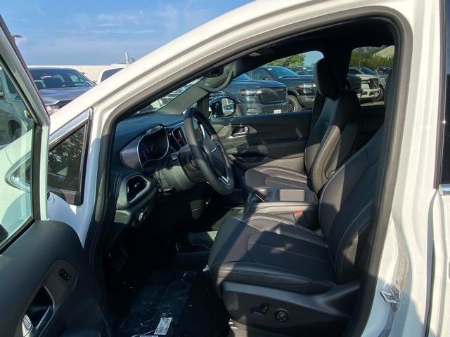 new 2026 Chrysler Pacifica car, priced at $38,780