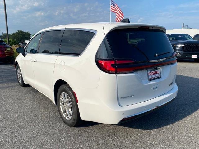 new 2026 Chrysler Pacifica car, priced at $38,780