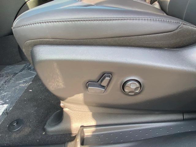 new 2026 Chrysler Pacifica car, priced at $38,780