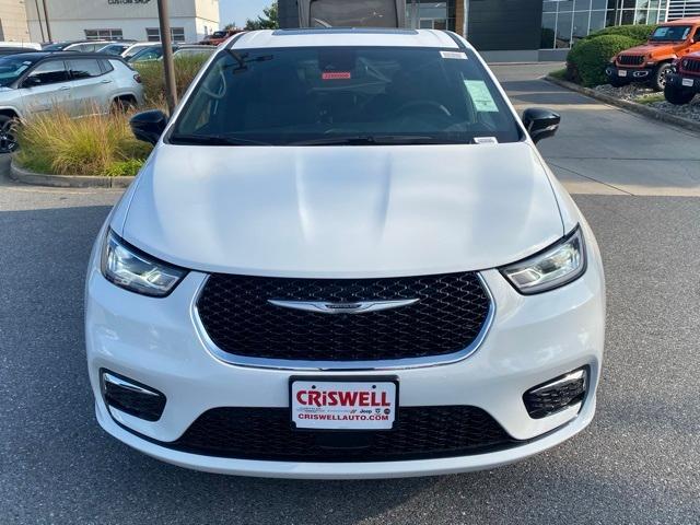 new 2026 Chrysler Pacifica car, priced at $38,780