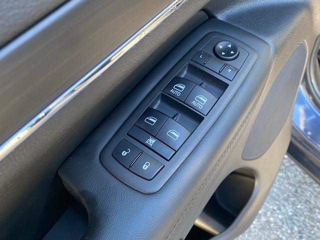 used 2021 Jeep Grand Cherokee car, priced at $24,995