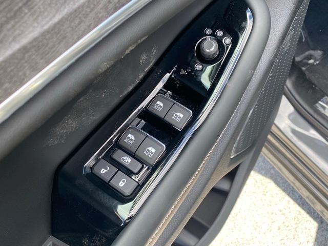 new 2025 Jeep Grand Cherokee car, priced at $55,500