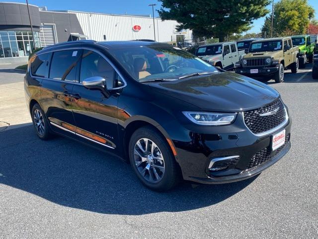 new 2026 Chrysler Pacifica Hybrid car, priced at $62,690
