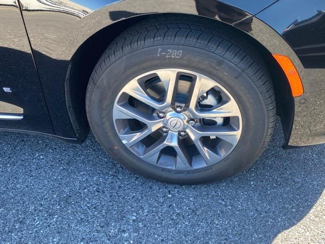 new 2026 Chrysler Pacifica Hybrid car, priced at $62,690