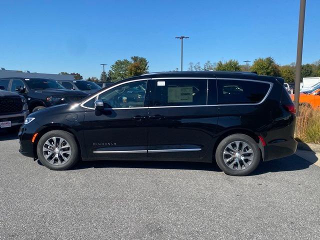 new 2026 Chrysler Pacifica Hybrid car, priced at $62,690