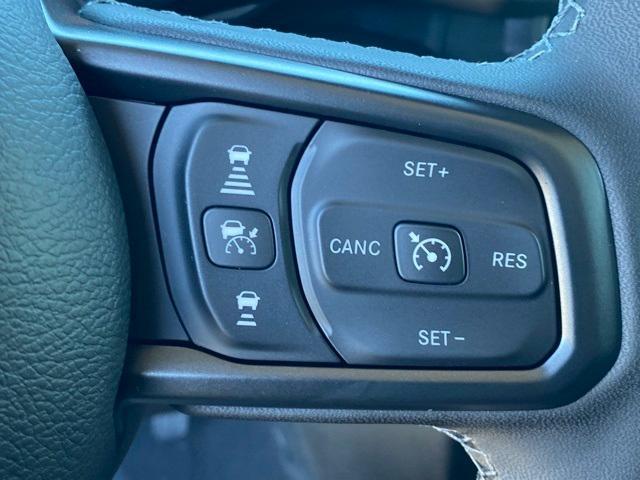 new 2025 Jeep Gladiator car, priced at $47,750