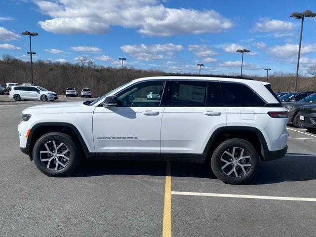 new 2025 Jeep Grand Cherokee car, priced at $43,050