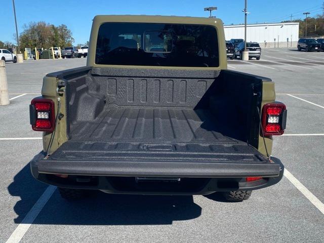 new 2025 Jeep Gladiator car, priced at $44,745