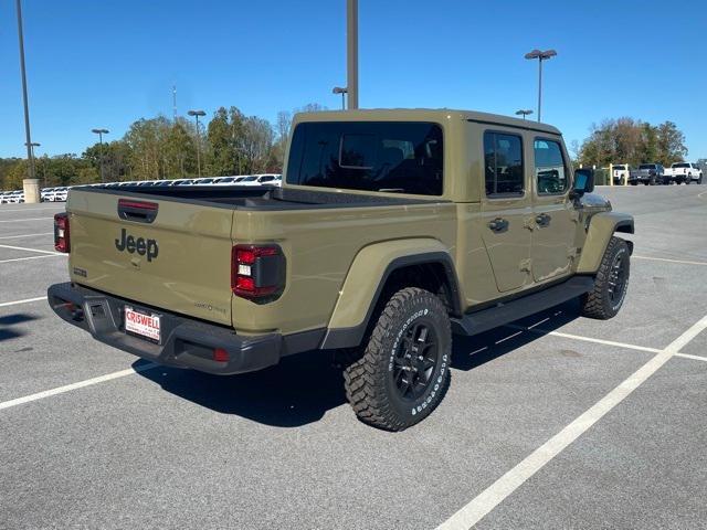 new 2025 Jeep Gladiator car, priced at $44,745