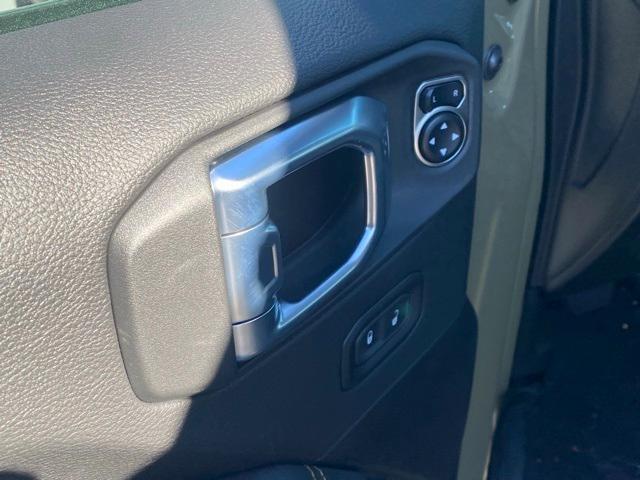 new 2025 Jeep Gladiator car, priced at $44,745