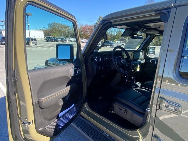 new 2025 Jeep Gladiator car, priced at $44,745