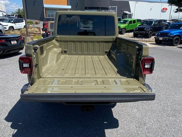 new 2025 Jeep Gladiator car, priced at $54,715