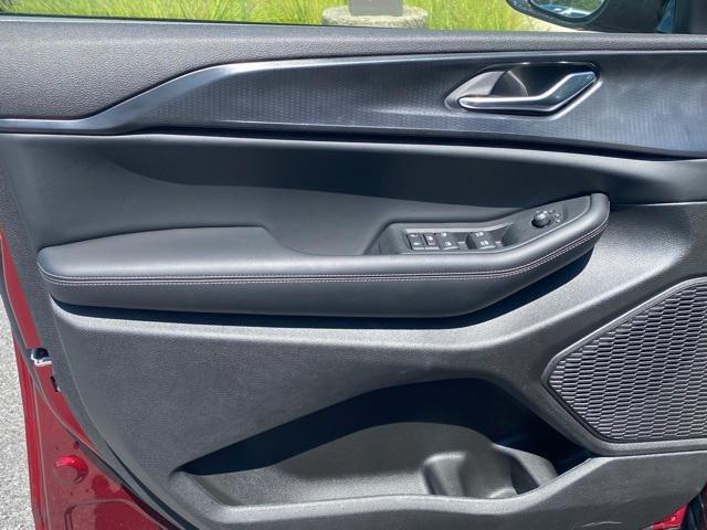 new 2025 Jeep Grand Cherokee L car, priced at $41,200