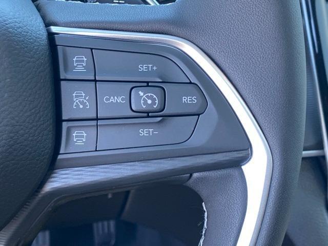 new 2025 Jeep Grand Cherokee L car, priced at $41,200