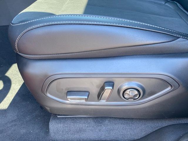 new 2025 Jeep Grand Cherokee L car, priced at $41,200