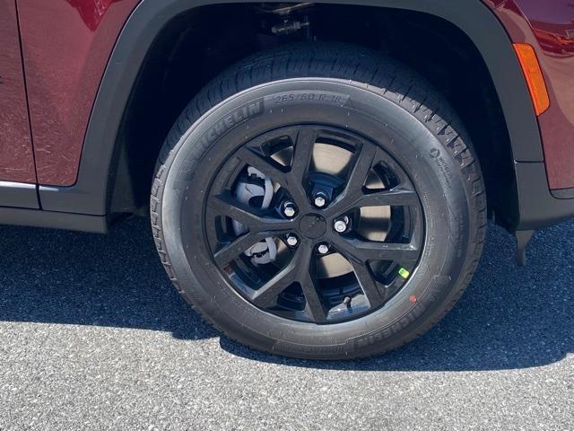 new 2025 Jeep Grand Cherokee L car, priced at $41,200