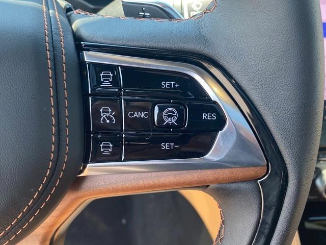 new 2025 Jeep Grand Cherokee car, priced at $60,745