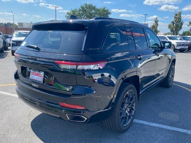 new 2025 Jeep Grand Cherokee car, priced at $60,745
