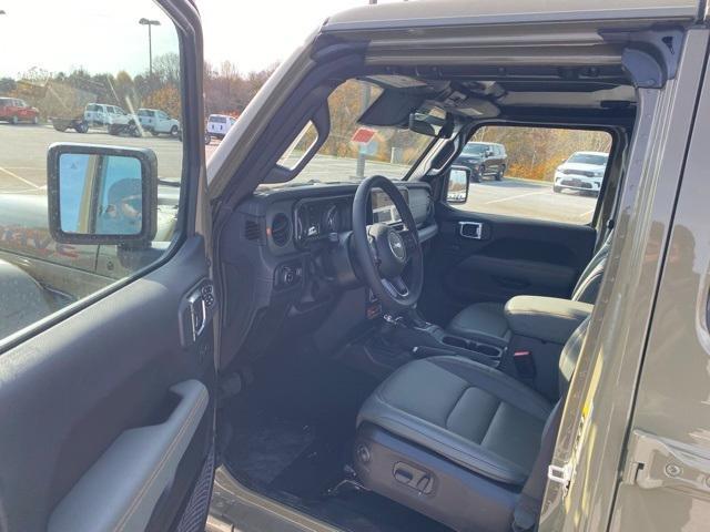 new 2026 Jeep Gladiator car, priced at $62,000