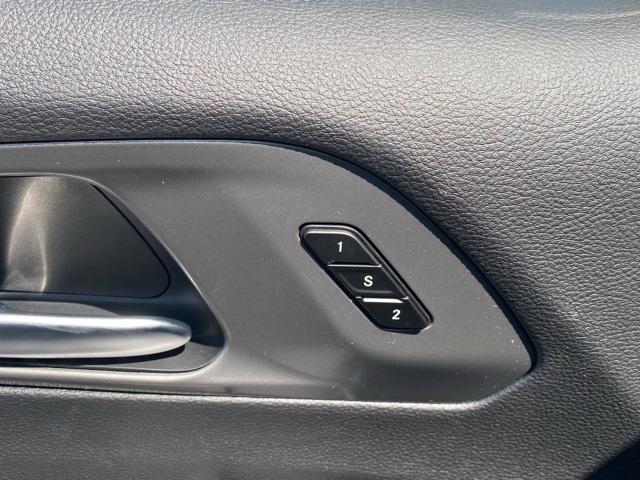 new 2026 Chrysler Pacifica car, priced at $40,500