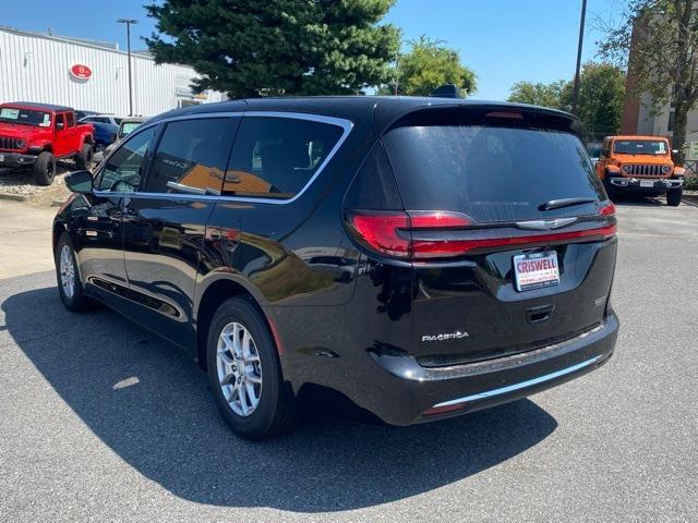 new 2026 Chrysler Pacifica car, priced at $40,500